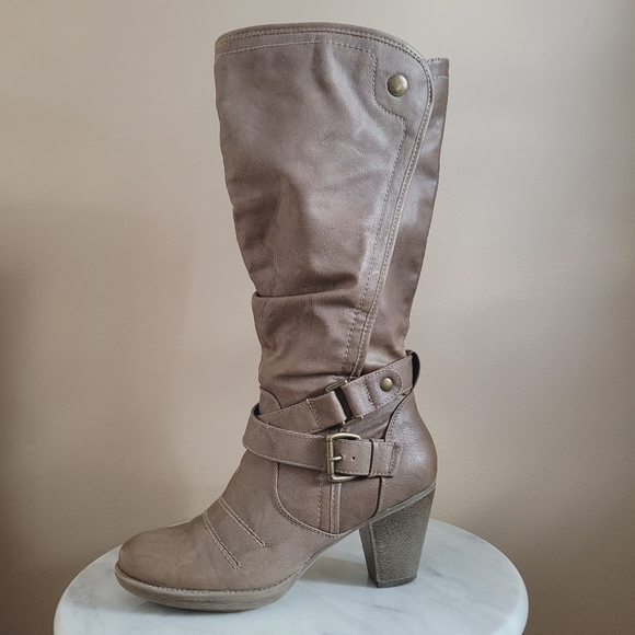 BareTraps Brown Boots - Picture 1 of 2